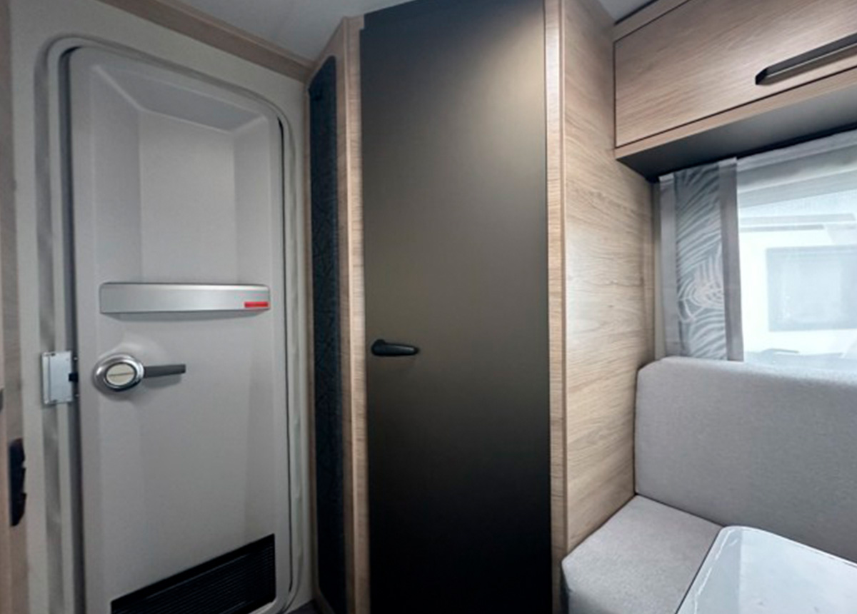 CARA ONE 390QD WEINSBERG