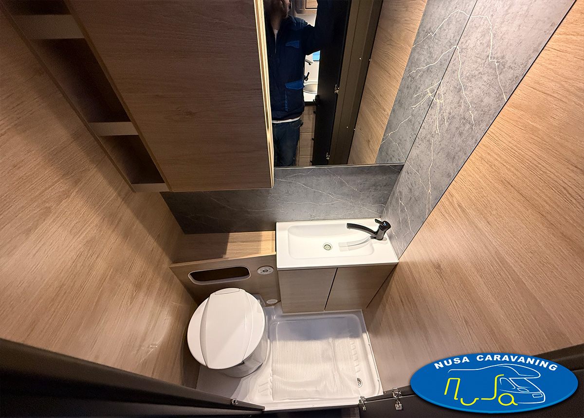 CARA ONE 400LK WEINSBERG