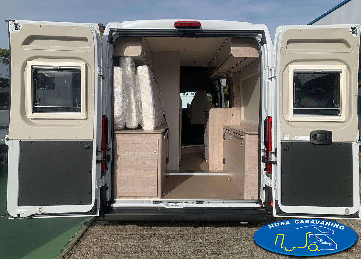 VENDIDO – CAMPER BURSTNER CAMPEO C600 TECHO