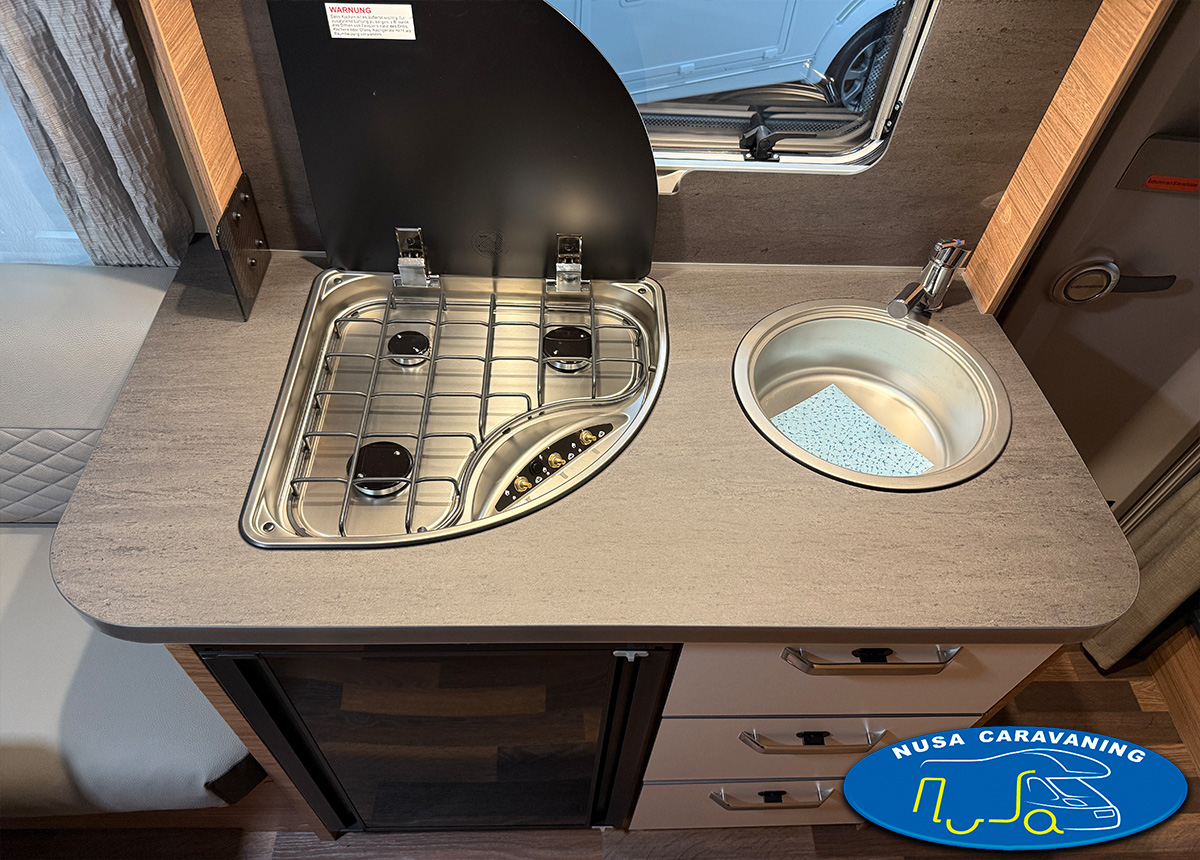 CARA ONE 400LK WEINSBERG HOT EDITION