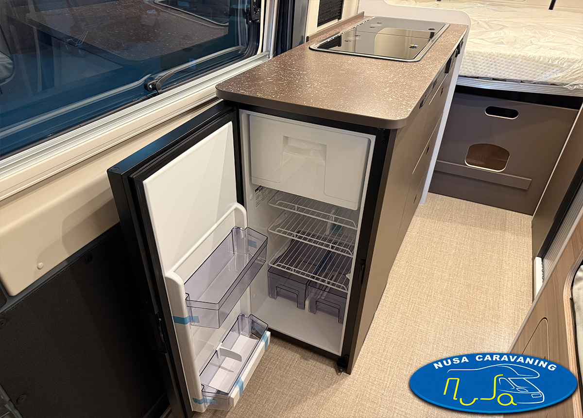 CAMPER BURSTNER C600 B66