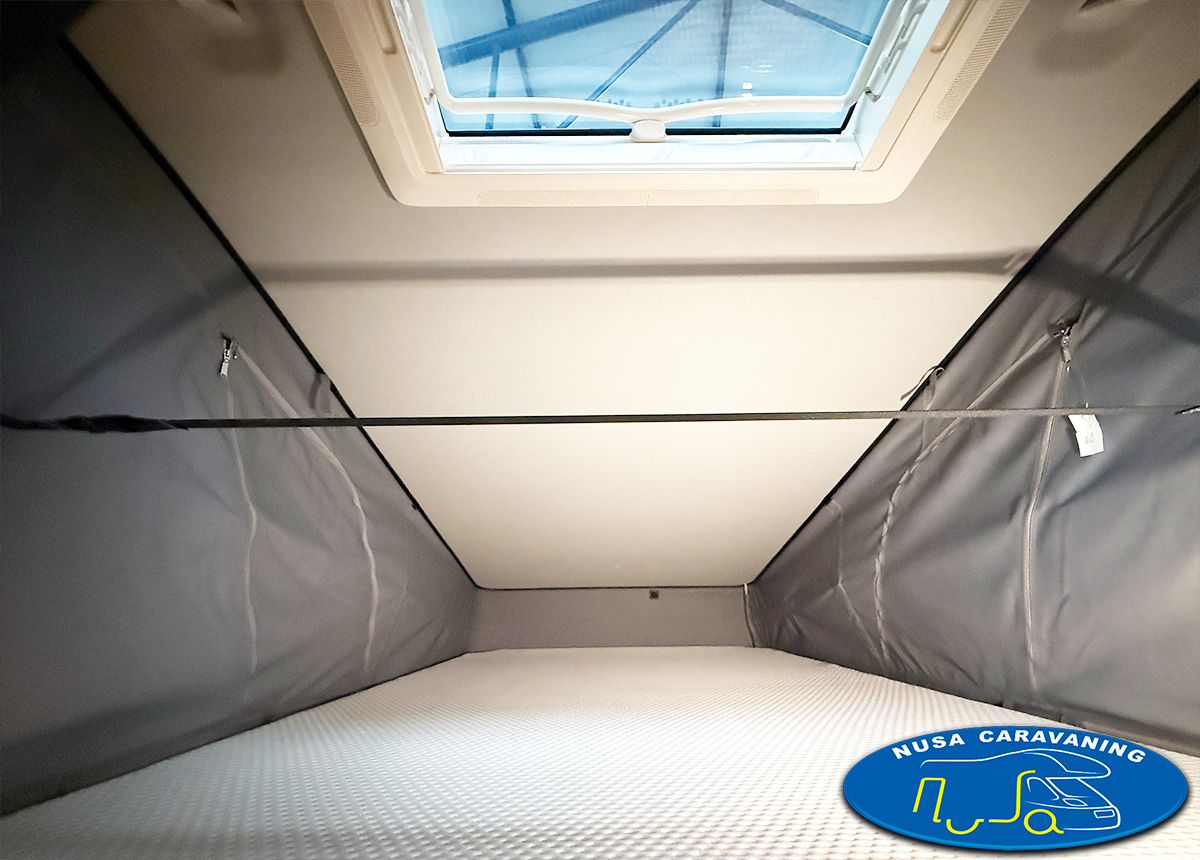 CAMPER BURSTNER C600 B66 TECHO