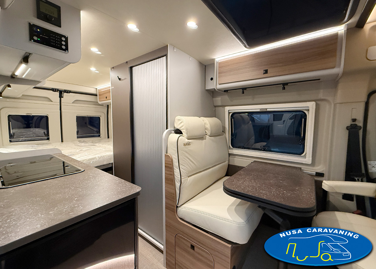 CAMPER BURSTNER C600 B66 TECHO