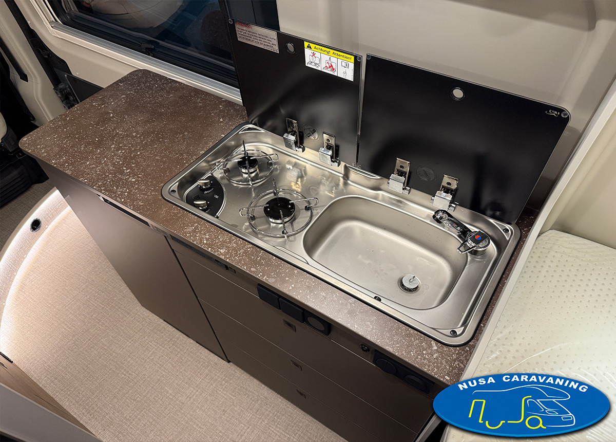 CAMPER BURSTNER C600 B66 TECHO