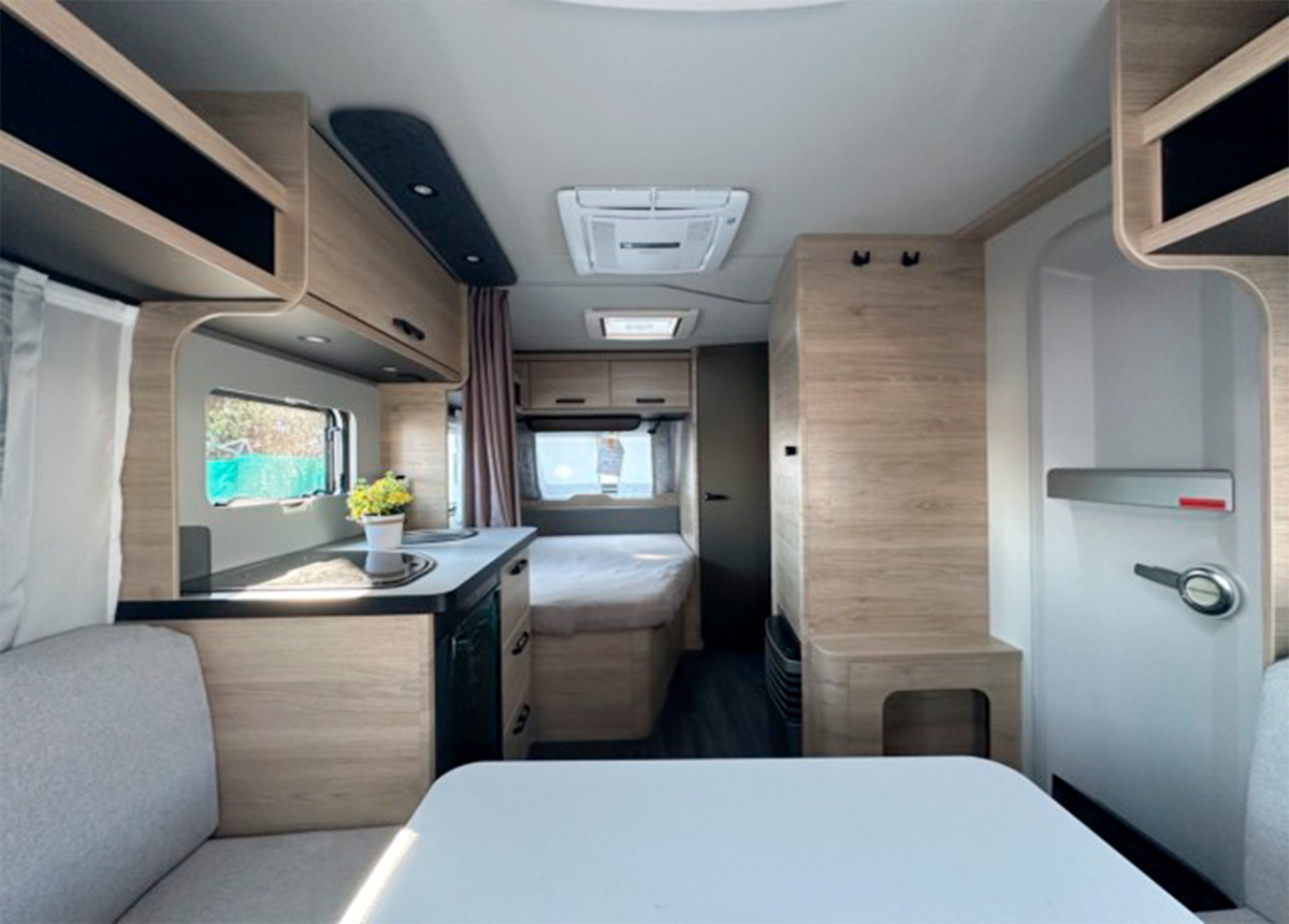 CARA ONE 450FU WEINSBERG