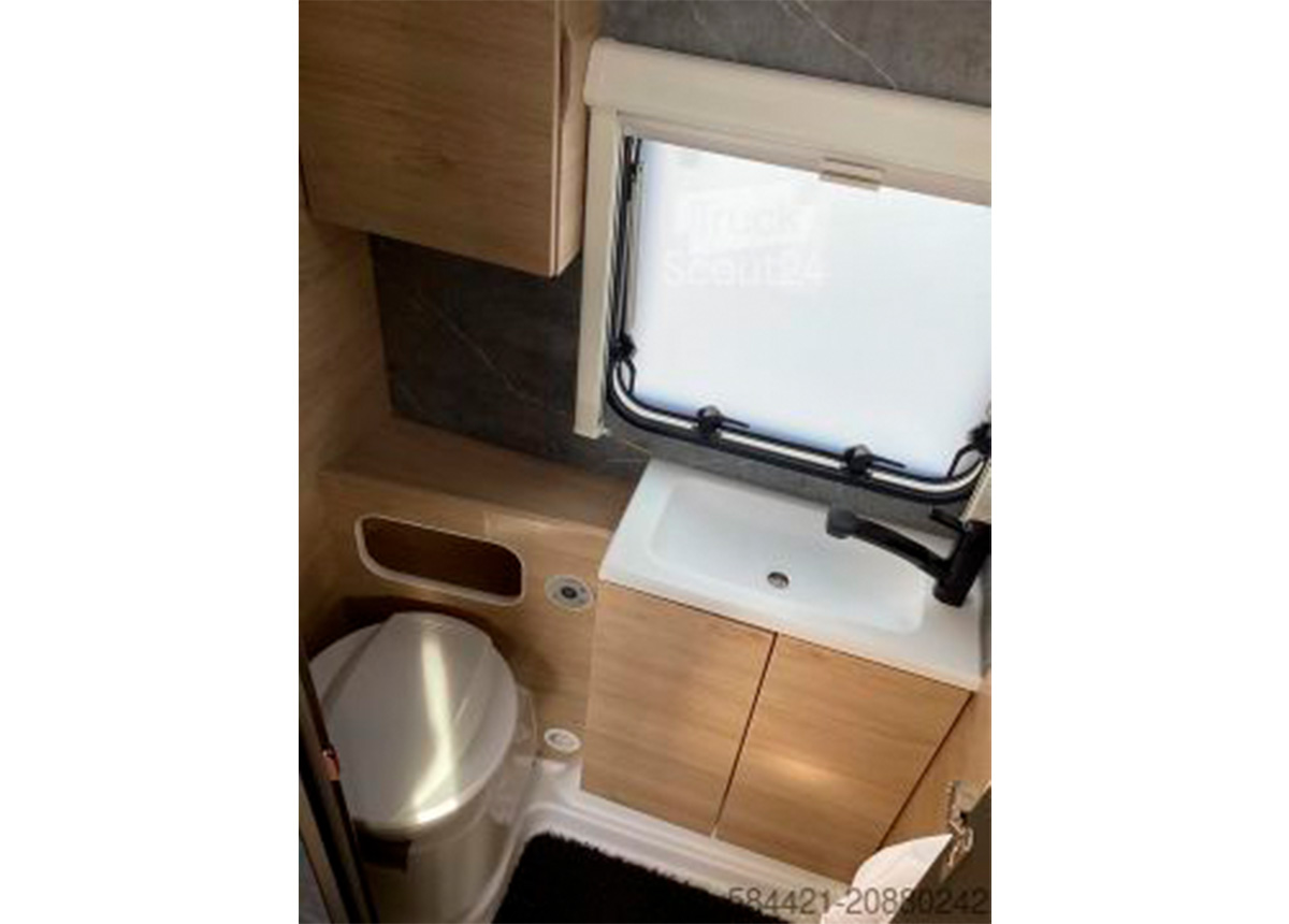 CARA ONE 480QDK WEINSBERG