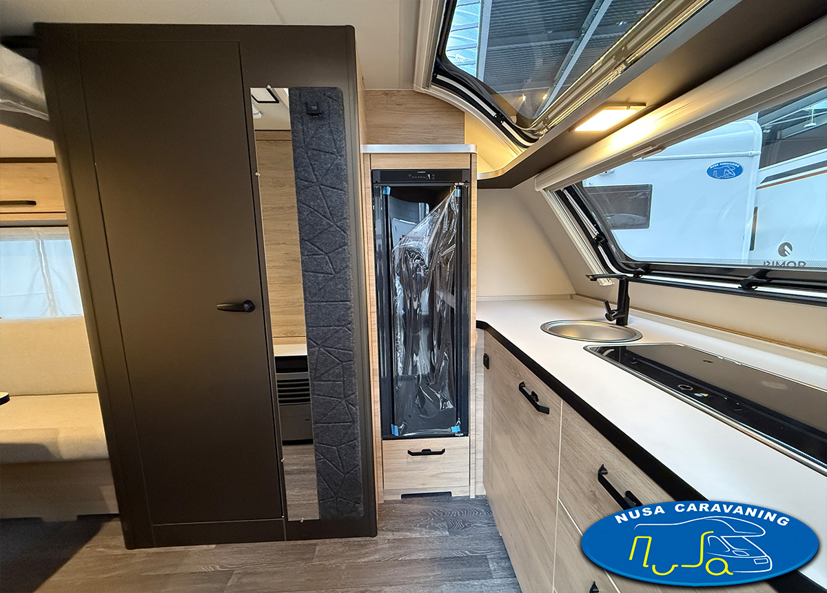 CARA ONE 390PUH WEINSBERG